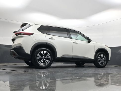 Used 2021 Nissan Rogue SV AWD/4WD image 34