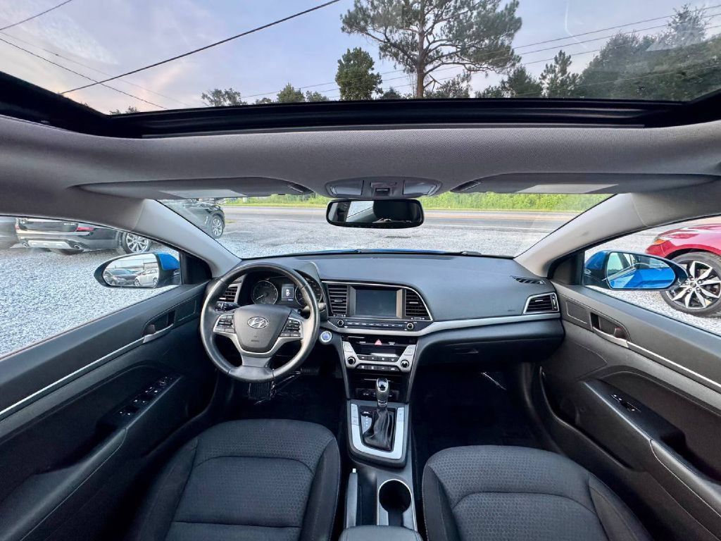 Used 2017 Hyundai Elantra Value Edition FWD image 12