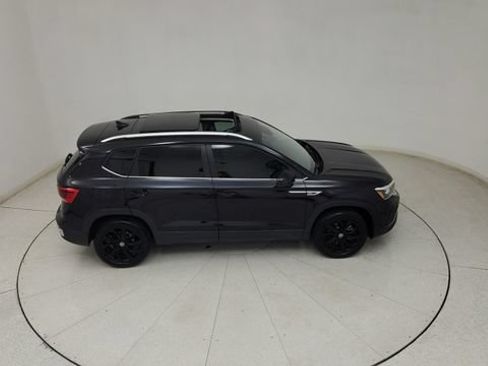 Used 2024 Volkswagen Taos SE FWD image 28