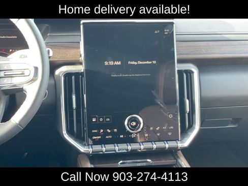 New 2026 GMC Acadia Denali Ultimate w/ LPO, Floor Liner Package image 18