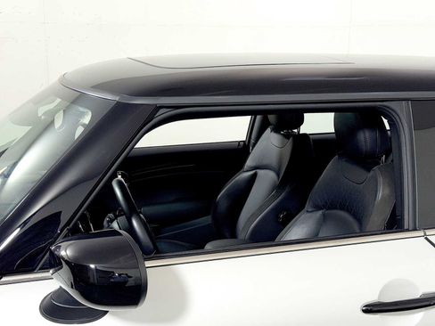 Used 2024 MINI Cooper S FWD image 29