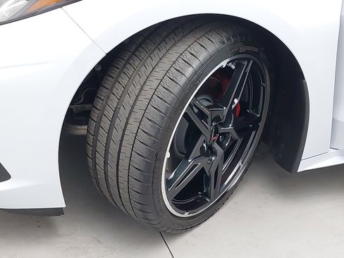 Used 2024 Chevrolet Corvette Stingray Coupe w/ Battery Protection Package image 30