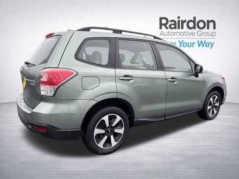 Used 2017 Subaru Forester 2.5i w/ Alloy Wheel Package image 8