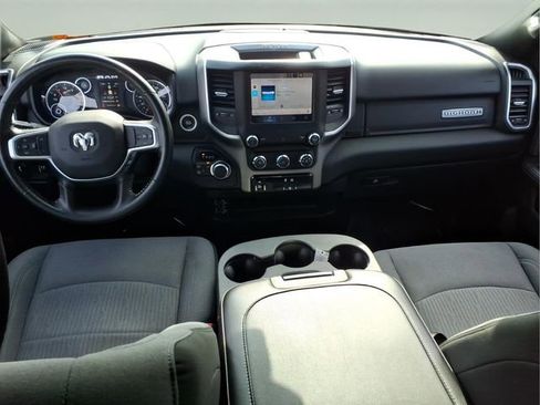 Used 2024 RAM 2500 Big Horn AWD/4WD image 22