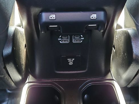 Used 2021 Jeep Gladiator Rubicon w/ Safety Group AWD/4WD image 14