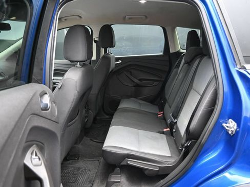 Used 2017 Ford Escape SE w/ Equipment Group 201A FWD image 23