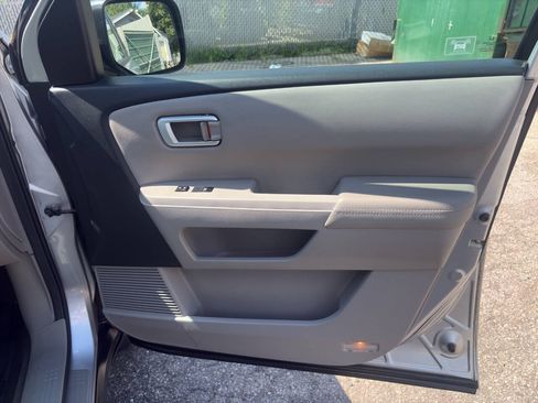 Used 2010 Honda Pilot EX-L image 14