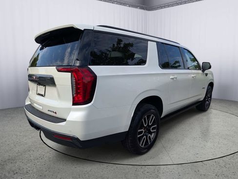 Used 2023 GMC Yukon XL AT4 w/ Technology Package AWD/4WD image 3