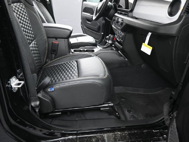 New 2026 Jeep Gladiator Sport AWD/4WD image 20