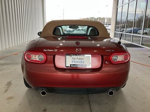 Used 2011 MAZDA MX-5 Miata Grand Touring w/ Premium Pkg image 14