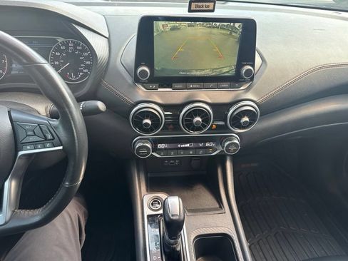 Certified 2023 Nissan Sentra SR w/ Midnight Edition Package FWD image 9