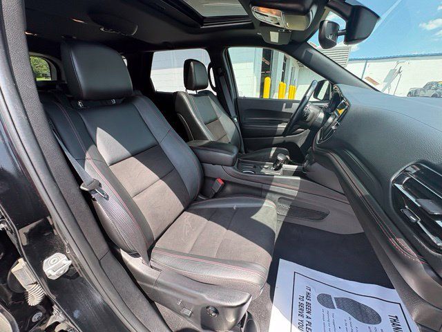 Used 2021 Dodge Durango R/T w/ Blacktop Package AWD/4WD image 30