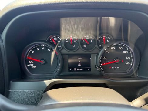 Used 2022 Chevrolet Silverado 1500 Custom AWD/4WD image 30