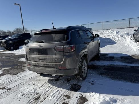 Used 2022 Jeep Compass Limited image 6