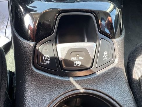 Used 2018 Jeep Compass Limited w/ Navigation Group image 17