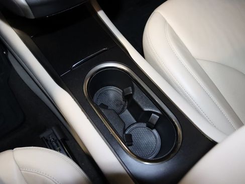 Used 2017 Lincoln MKC Select w/ Lincoln MKC Climate Package image 40