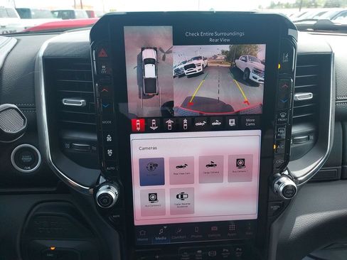 New 2026 RAM 2500 Laramie AWD/4WD image 23