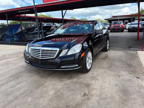 Used 2013 Mercedes-Benz E 350 Sedan image 37