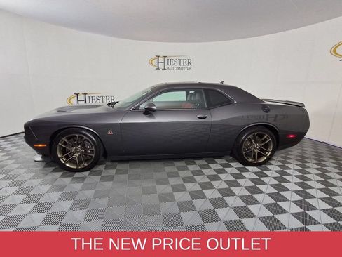 Used 2022 Dodge Challenger R/T Scat Pack w/ Dynamics Package RWD image 7