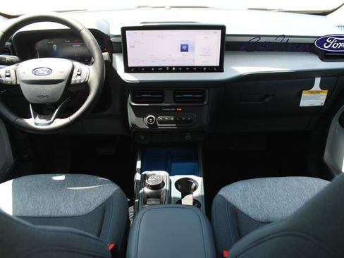 New 2026 Ford Maverick XLT w/ XLT Luxury Package FWD image 11
