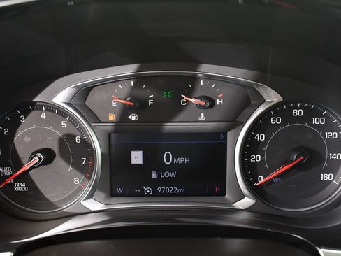 Used 2021 Chevrolet Traverse LT w/ LT Premium Package image 27