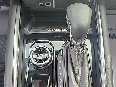 Used 2026 GMC Canyon AT4 w/ Technology Plus Package image 25