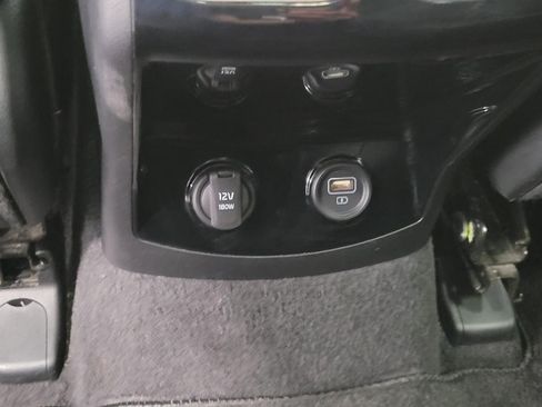 Used 2023 Kia Sorento SX AWD/4WD image 23