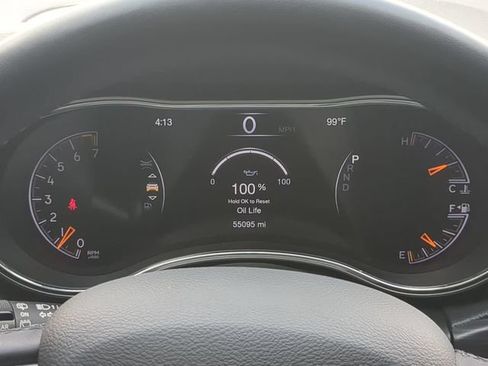Used 2022 Jeep Grand Cherokee Laredo E RWD image 31