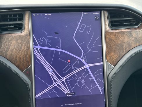 Used 2020 Tesla Model X Long Range AWD/4WD image 30
