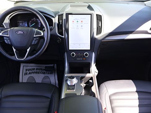 Used 2022 Ford Edge SEL w/ Convenience Package AWD/4WD image 11
