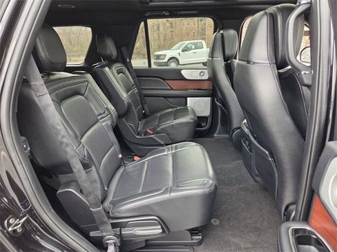 Used 2020 Lincoln Navigator Reserve w/ Equipment Group 208A Reserve image 16