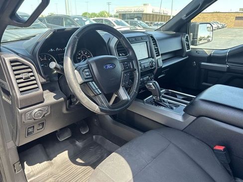 Used 2019 Ford F150 XLT w/ Equipment Group 302A Luxury AWD/4WD image 10