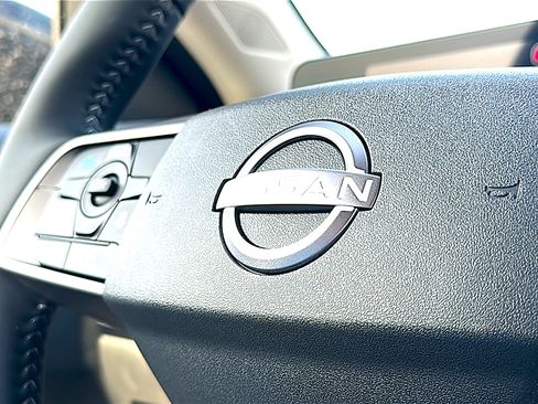 New 2026 Nissan Sentra SL w/ Floor Mat Package FWD image 21