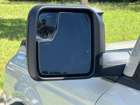 New 2025 Ford Bronco Base image 24