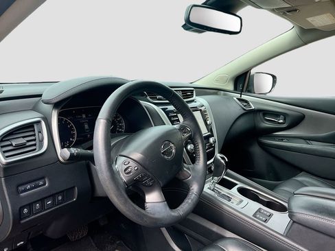 Used 2020 Nissan Murano SL w/ Moonroof Package image 9