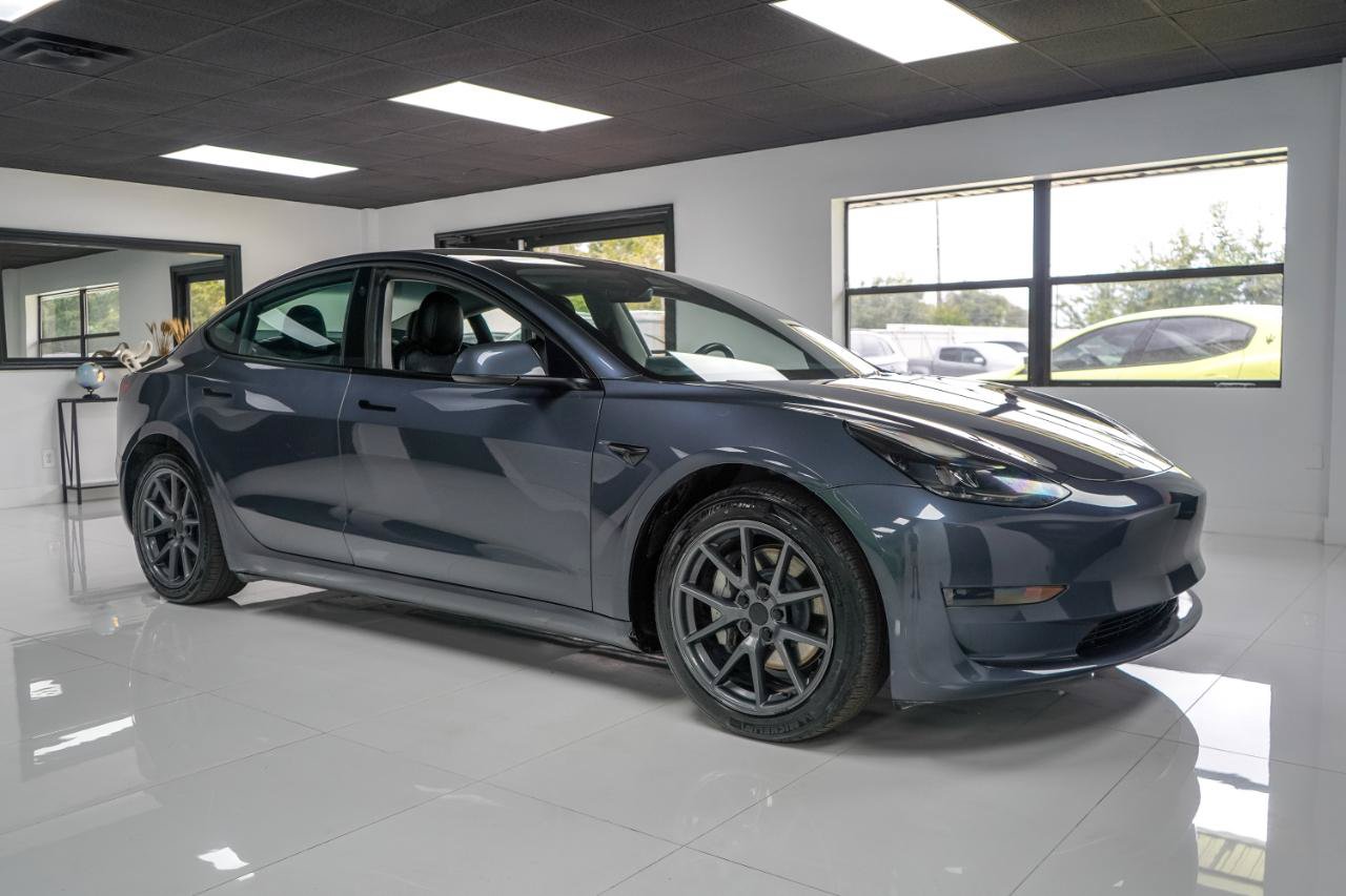 Used 2023 Tesla Model 3 Standard Range RWD image 6
