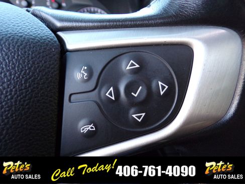 Used 2019 GMC Acadia SLE image 32