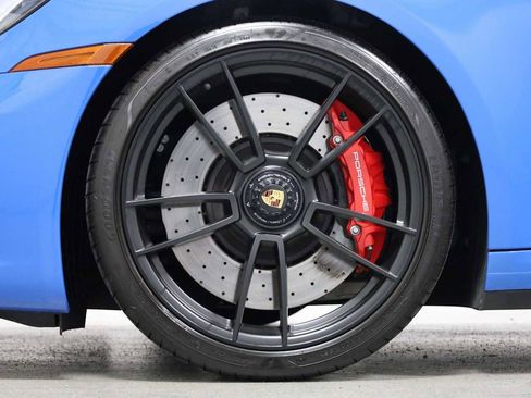 Certified 2024 Porsche 911 Carrera S RWD image 39