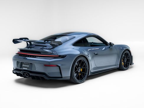 Used 2026 Porsche 911 GT3 RWD image 28