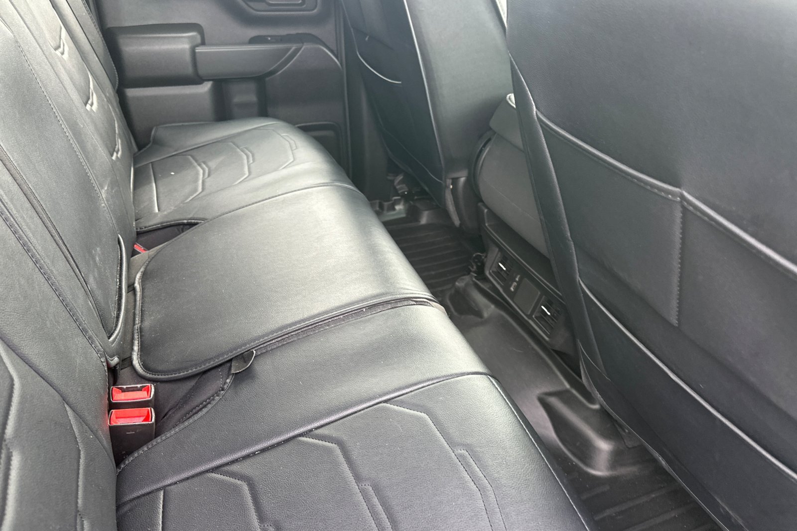 Used 2026 Chevrolet Silverado 2500 Custom w/ Custom Convenience Package RWD image 18