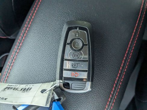 New 2025 Ford Escape ST-Line w/ Equipment Group 301A image 32