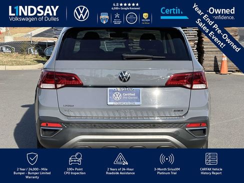Certified 2022 Volkswagen Taos SEL w/ Panoramic Sunroof Package image 7