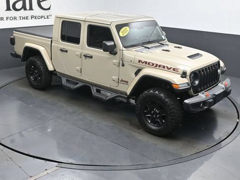Used 2022 Jeep Gladiator Mojave w/ LED Lighting Group AWD/4WD image 45