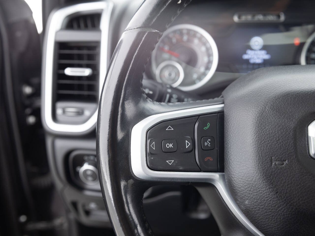 Used 2021 RAM 1500 Big Horn AWD/4WD image 40