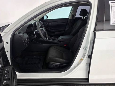 Used 2023 Honda Accord EX image 20