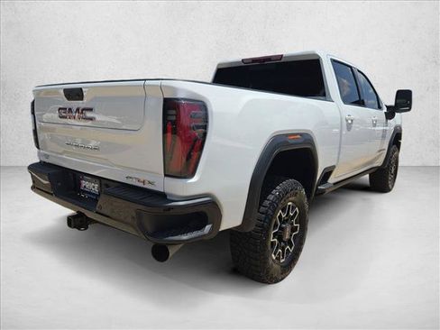 Used 2026 GMC Sierra 2500 AT4X AWD/4WD image 5