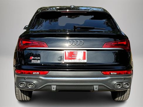 Used 2022 Audi SQ5 Premium image 6