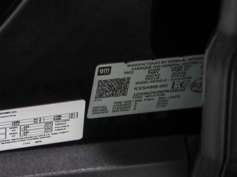 Used 2023 Chevrolet Tahoe Z71 w/ Luxury Package image 38