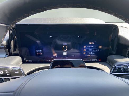 New 2025 Lincoln Aviator AWD w/ Equipment Group 101A image 13