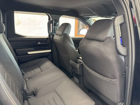 Used 2024 Toyota Tacoma TRD Sport AWD/4WD image 43